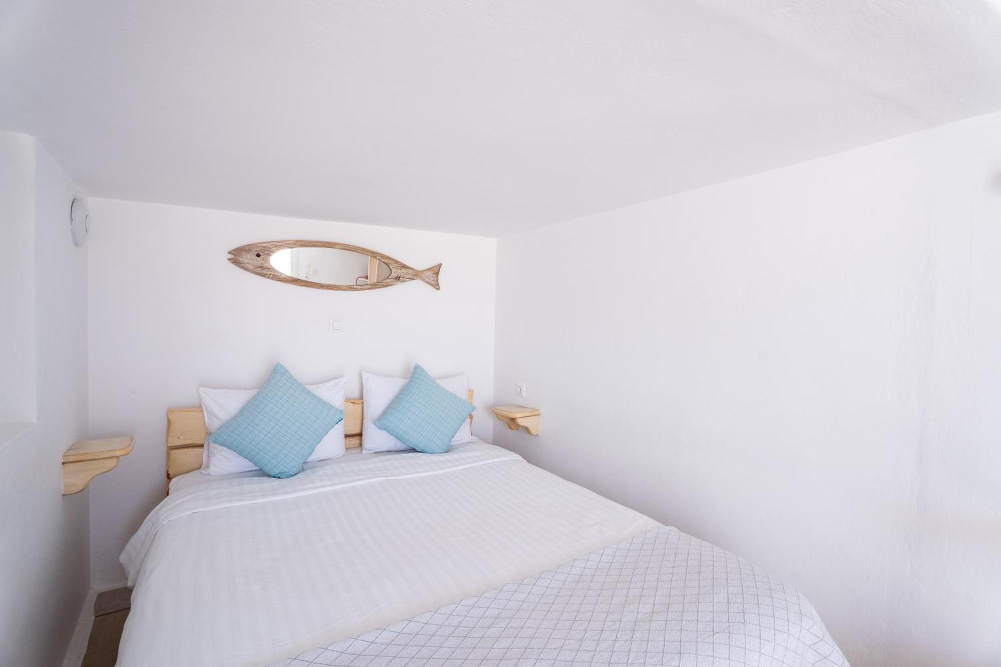 Hotel Eleanna's 2*